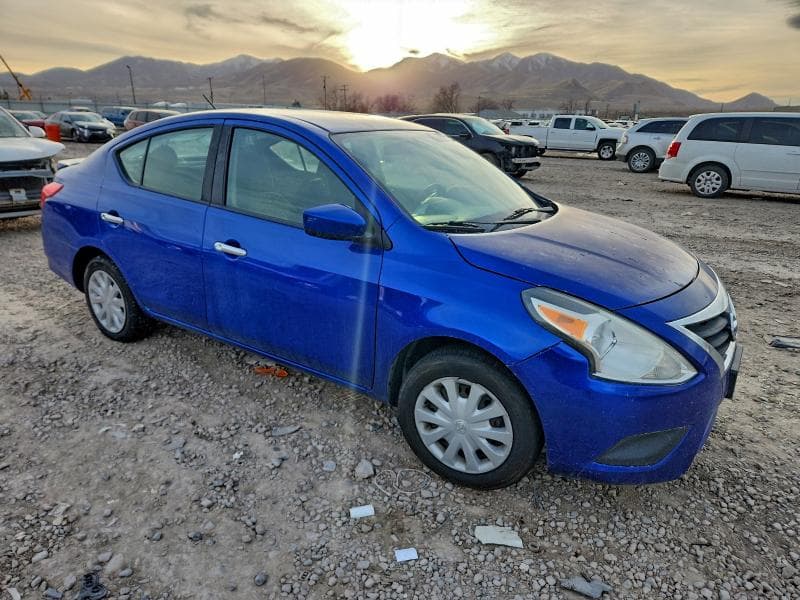 2017 NISSAN VERSA S 4
