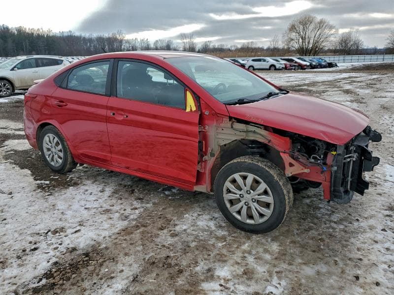 2018 HYUNDAI ACCENT SE 4