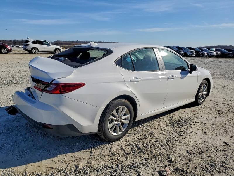 2025 TOYOTA CAMRY XSE 3