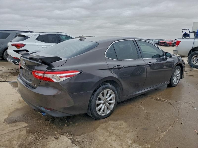 2020 TOYOTA CAMRY LE 3