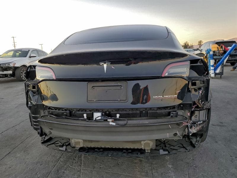 2023 TESLA MODEL 3 6