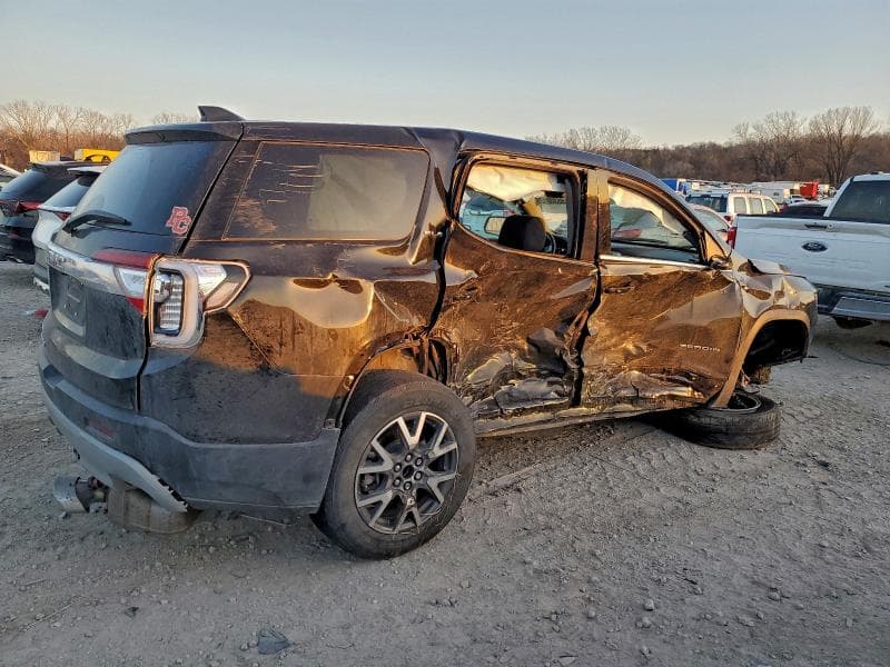 2023 GMC ACADIA SLE 3