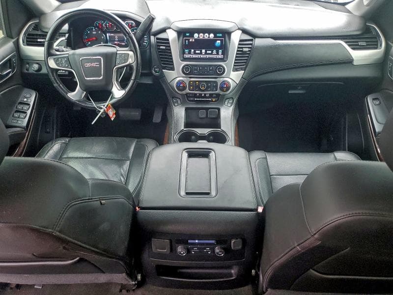 2018 GMC YUKON SLT 8