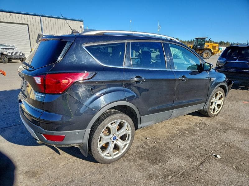 2019 FORD ESCAPE TITANIUM 3