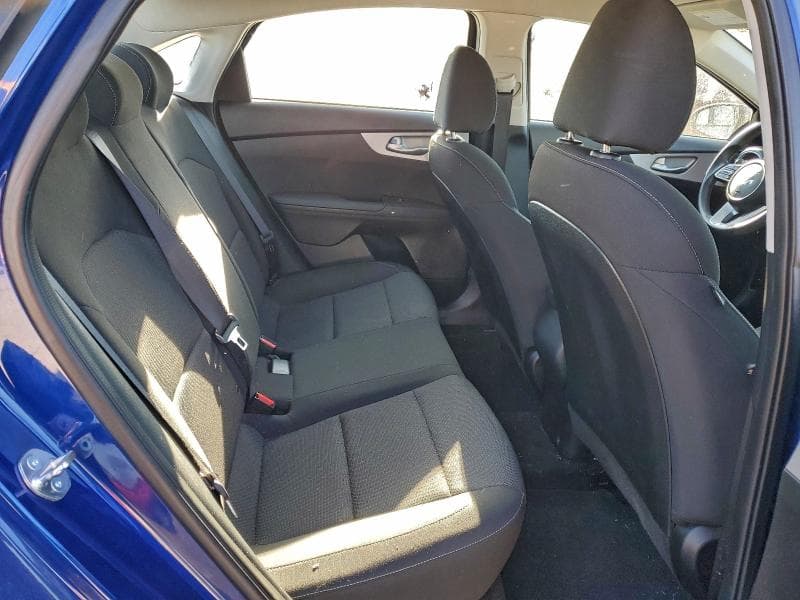 2023 KIA FORTE LX 10