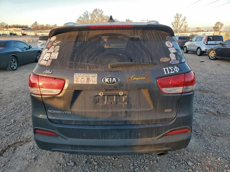 2017 KIA SORENTO LX 6