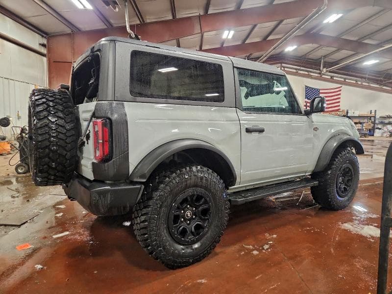 2023 FORD BRONCO BASE 3