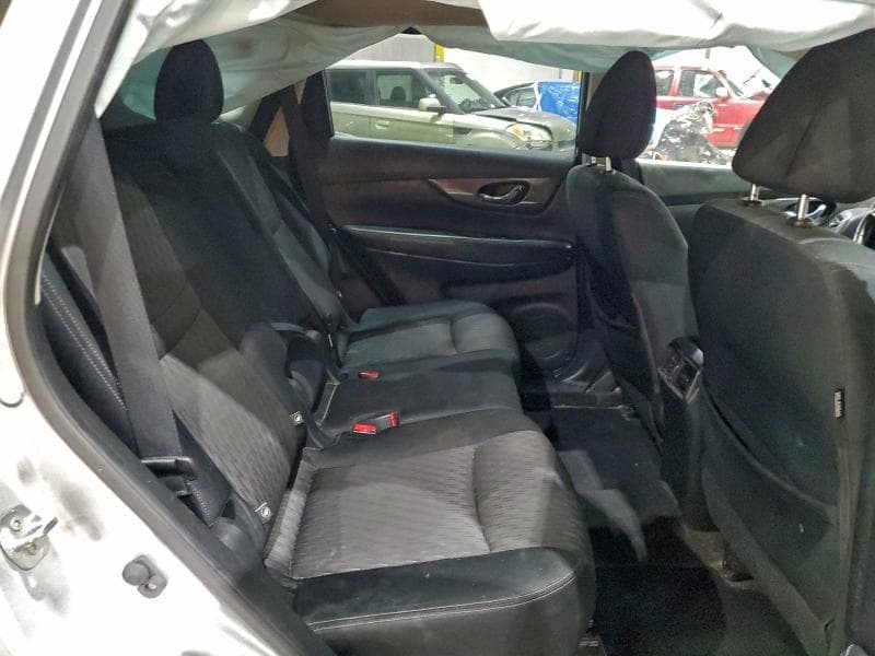 2018 NISSAN ROGUE S 11