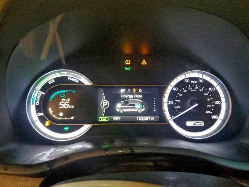 2017 KIA NIRO EX 9