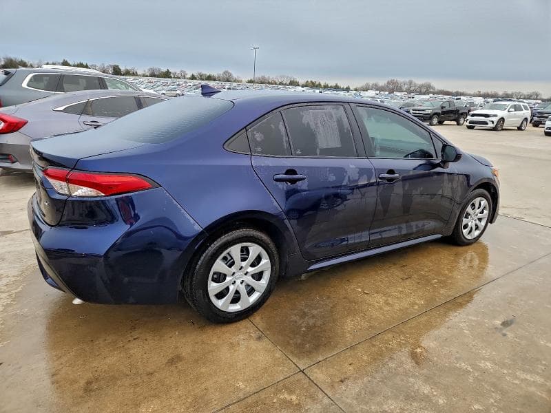 2021 TOYOTA COROLLA LE 3
