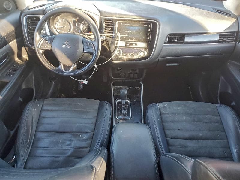 2019 MITSUBISHI OUTLANDER SE 8