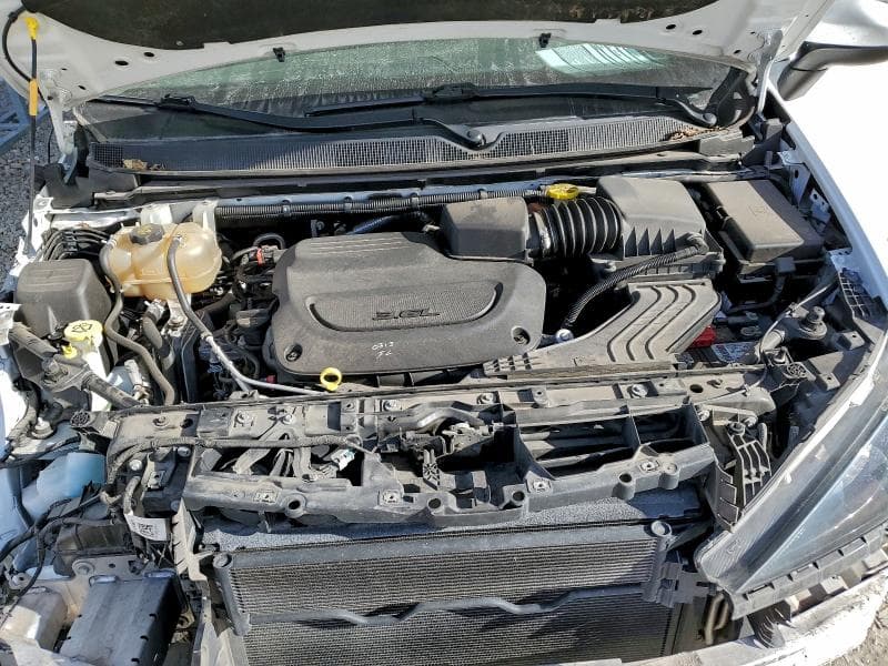 2021 CHRYSLER VOYAGER LXI 12