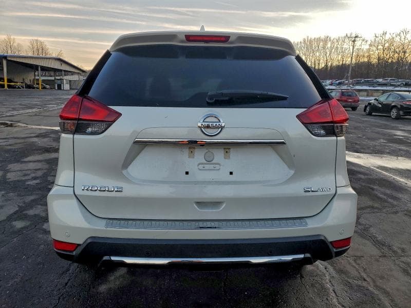 2020 NISSAN ROGUE S 6