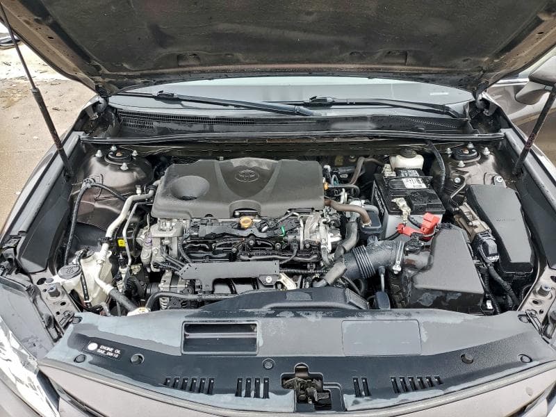 2020 TOYOTA CAMRY LE 11