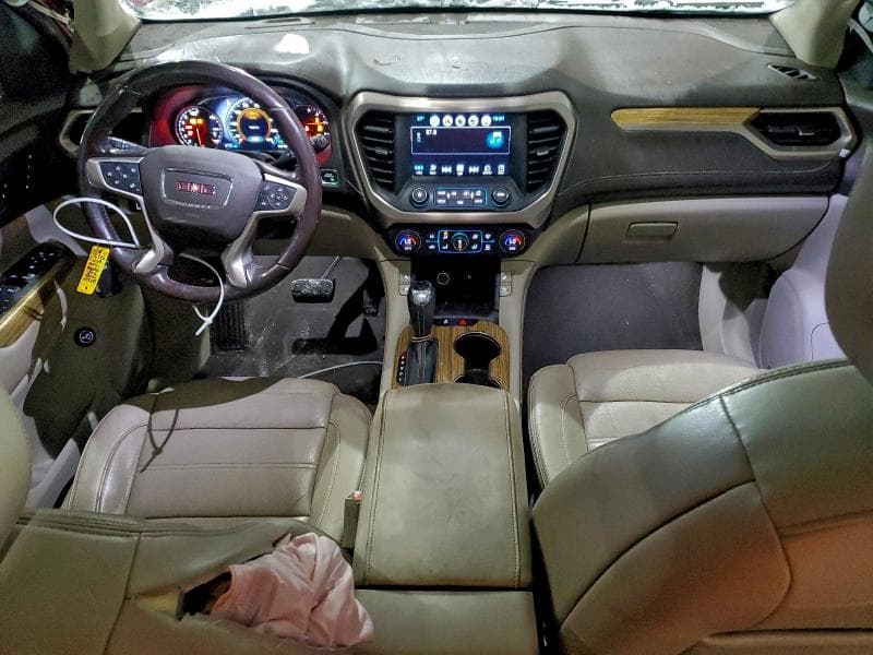 2018 GMC ACADIA DENALI 8