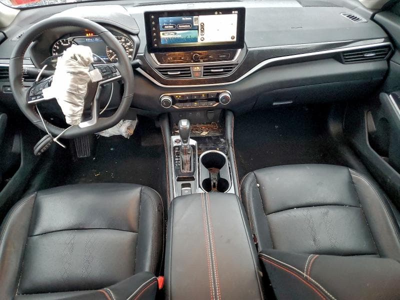 2024 NISSAN ALTIMA SR 8