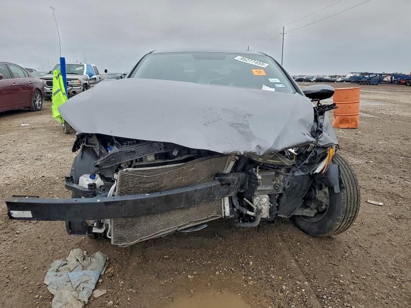 2018 HYUNDAI ELANTRA SE 5