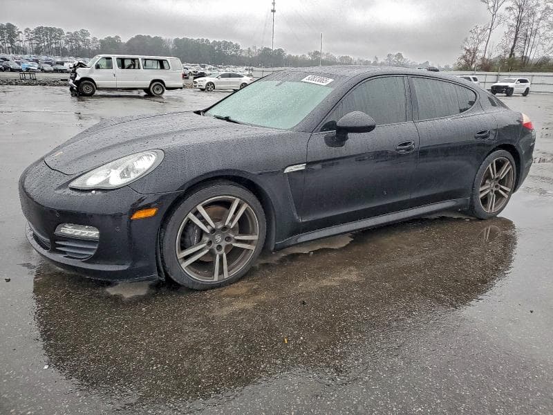 2013 PORSCHE PANAMERA 2 - 1