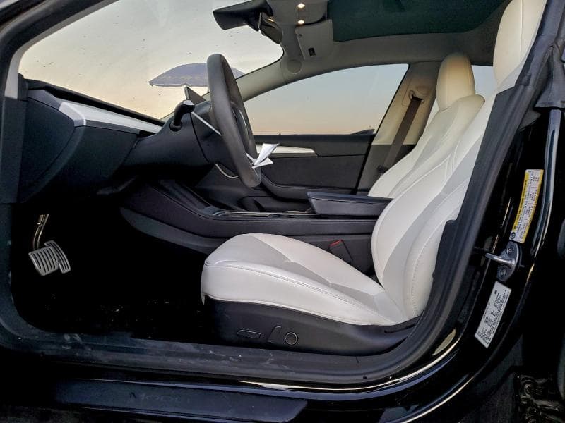 2023 TESLA MODEL 3 7