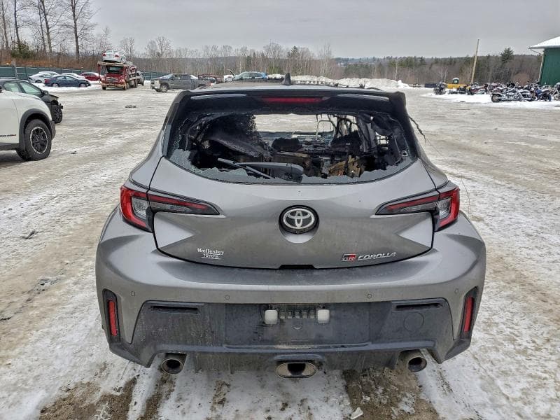 2025 TOYOTA GR COROLLA CORE 6