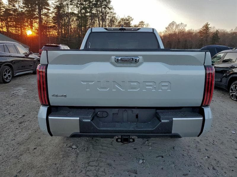 2024 TOYOTA TUNDRA LIMITED HV 6