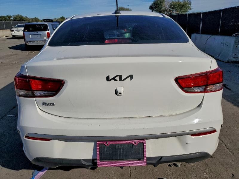 2022 KIA RIO 6
