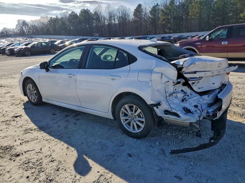 2025 TOYOTA CAMRY XSE 2