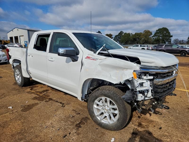 2025 CHEVROLET SILVERADO K1500 LT 4