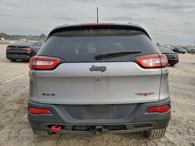 2017 JEEP CHEROKEE TRAILHAWK 6
