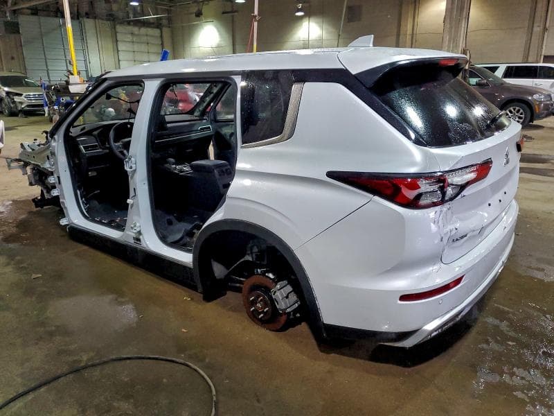 2024 MITSUBISHI OUTLANDER SE 2