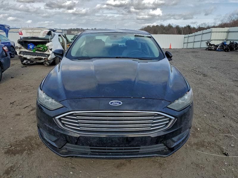 2017 FORD FUSION SE 5