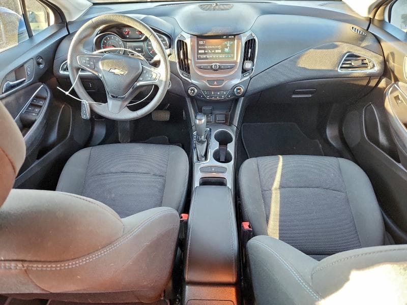 2017 CHEVROLET CRUZE LT 8