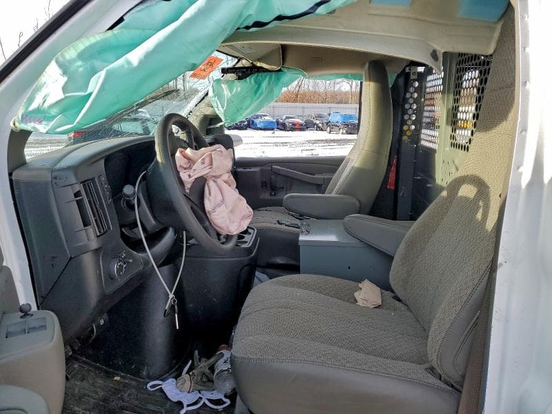 2025 CHEVROLET EXPRESS G3500 11