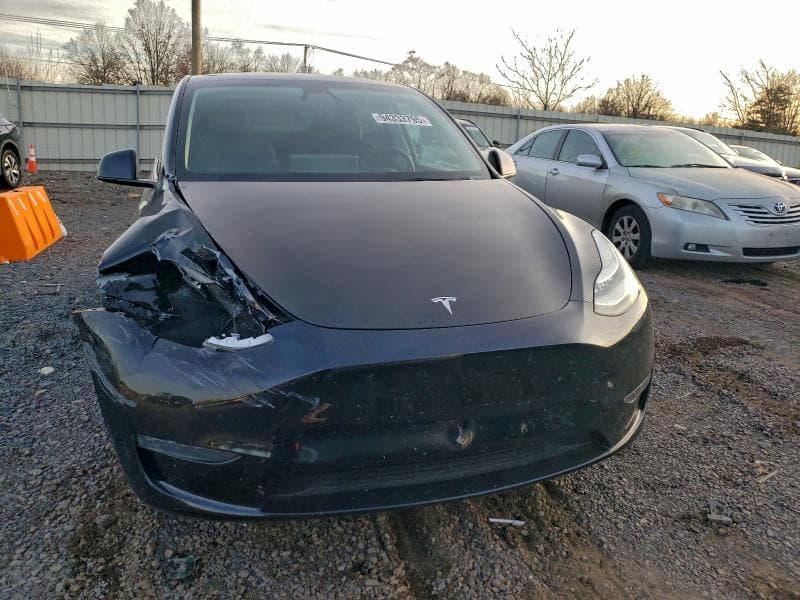 2023 TESLA MODEL Y 5