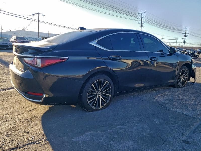 2024 LEXUS ES300H 3
