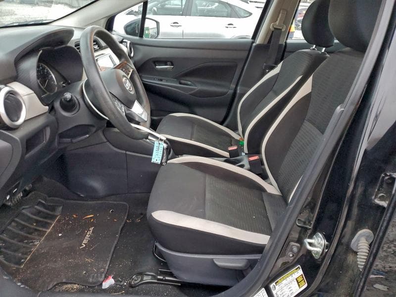 2021 NISSAN VERSA SV 7