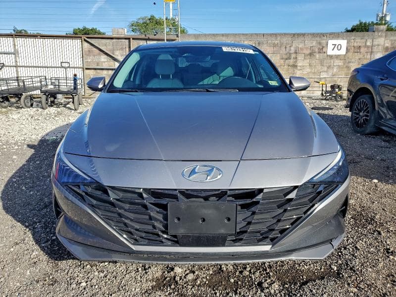 2023 HYUNDAI ELANTRA LIMITED 5