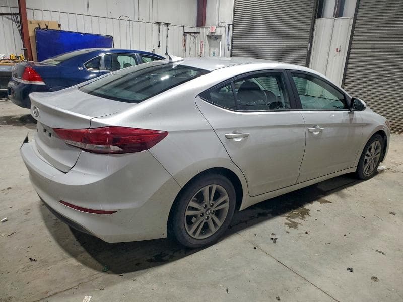2018 HYUNDAI ELANTRA SEL 3