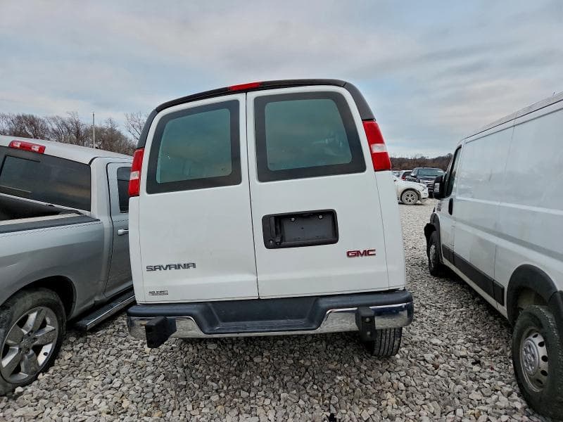 2020 GMC SAVANA G2500 6