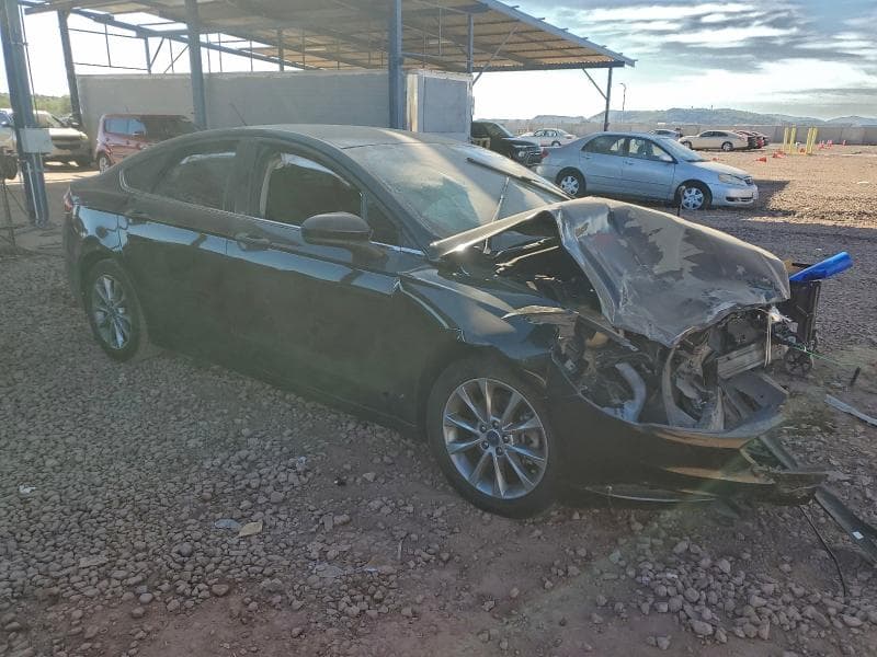 2017 FORD FUSION SE 4