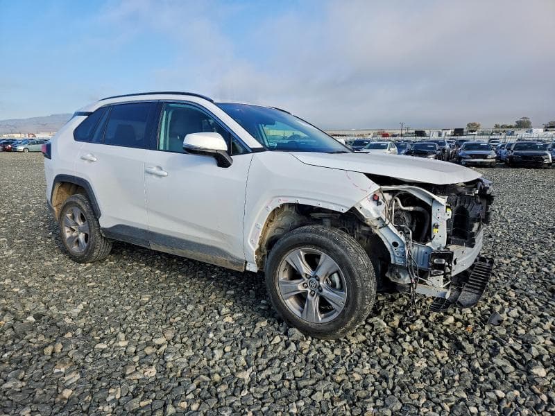 2024 TOYOTA RAV4 XLE 4