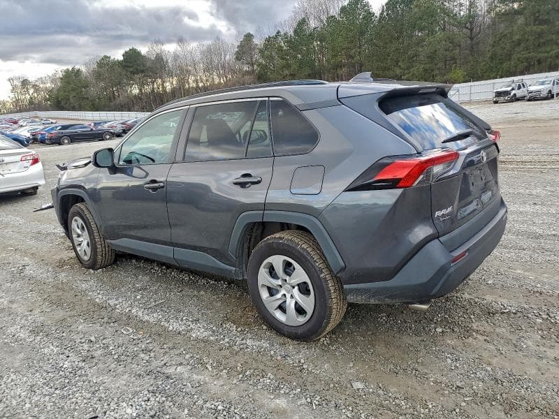 2020 TOYOTA RAV4 LE 2