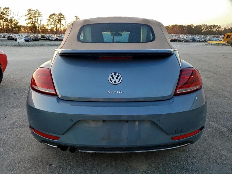 2019 VOLKSWAGEN BEETLE S 6