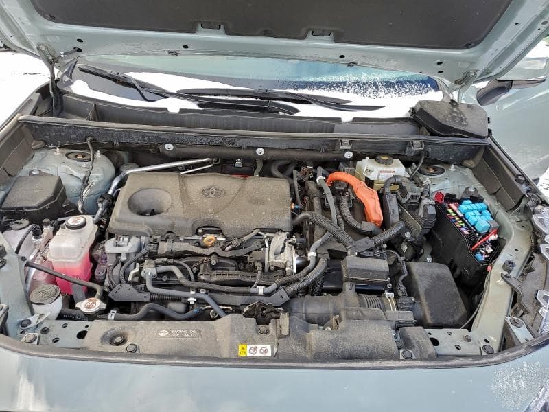 2020 TOYOTA RAV4 HYBRID XLE 11