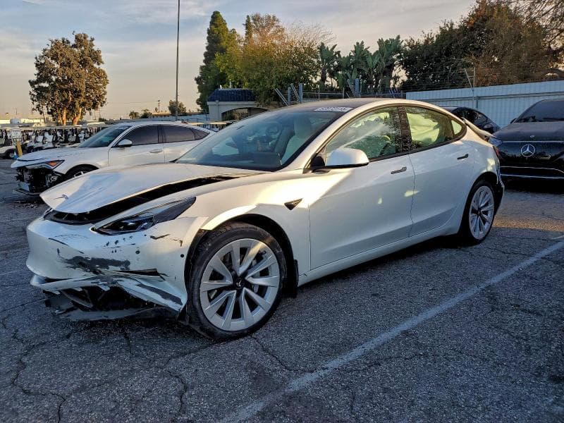 2022 TESLA MODEL 3 - 1
