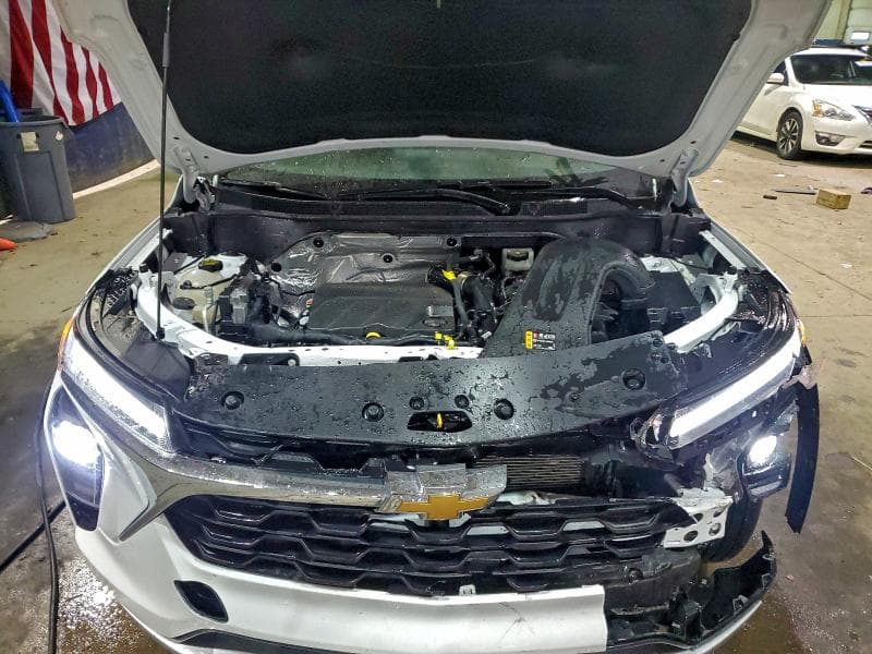 2025 CHEVROLET TRAX 1LT 12