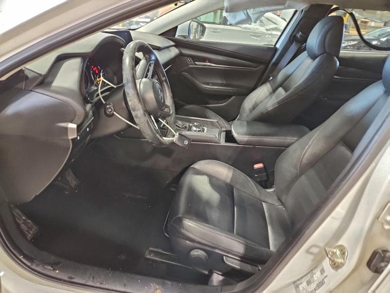 2021 MAZDA 3 SELECT 7