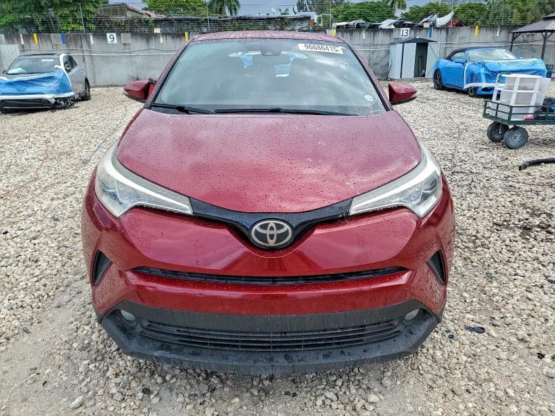 2018 TOYOTA C-HR XLE 5