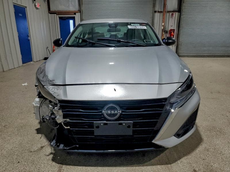 2024 NISSAN ALTIMA S 5