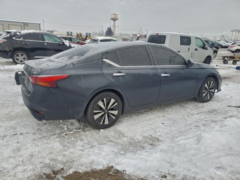 2019 NISSAN ALTIMA SV 3